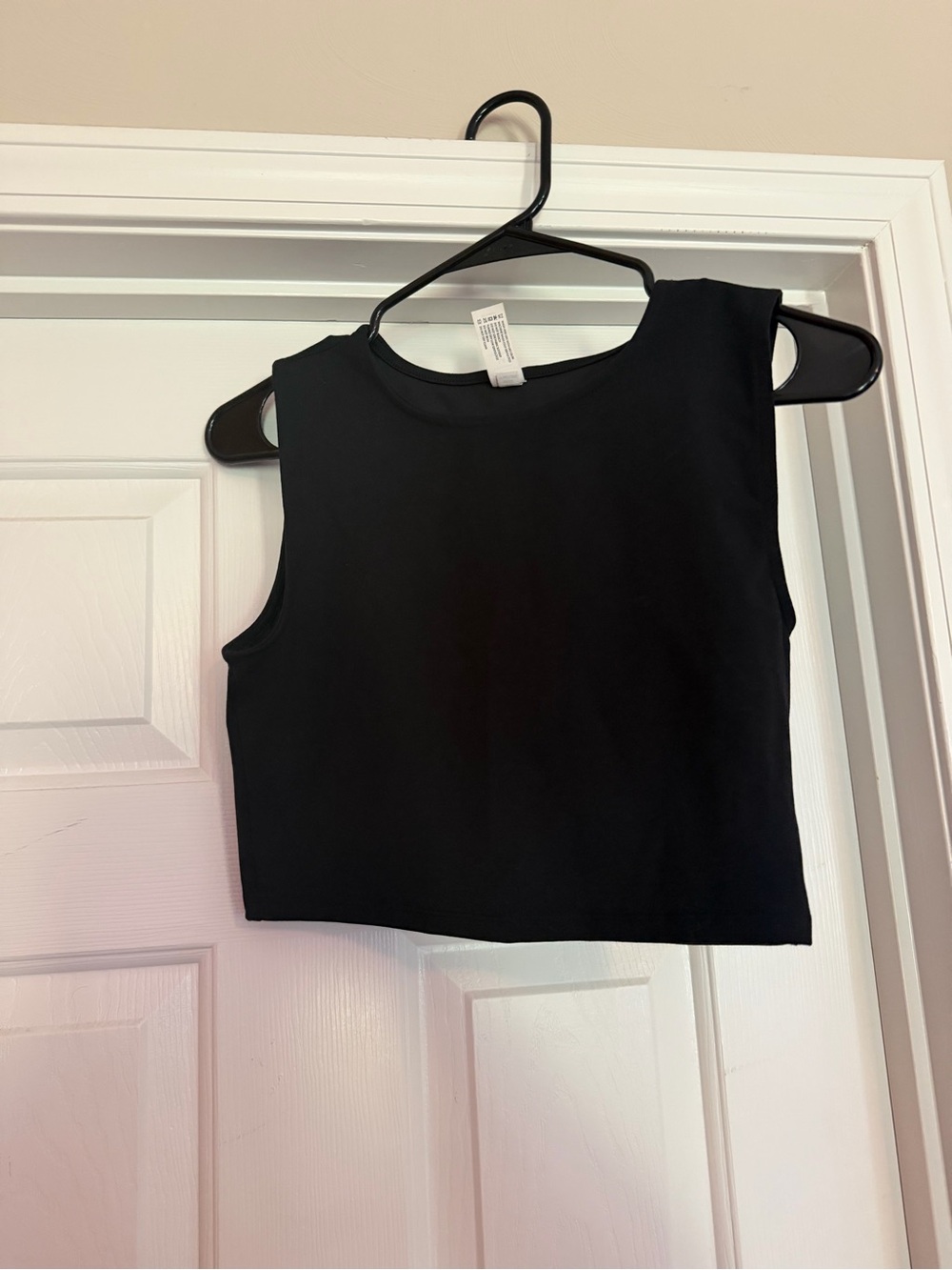 Yogalicious Black Sleeveless Crop Top